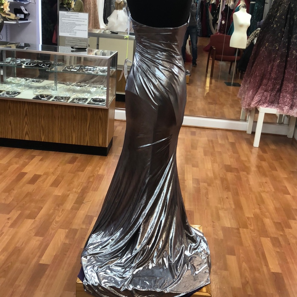 ⭐️SOLD⭐️ Silver-purple prom dress - Picture 4 of 8